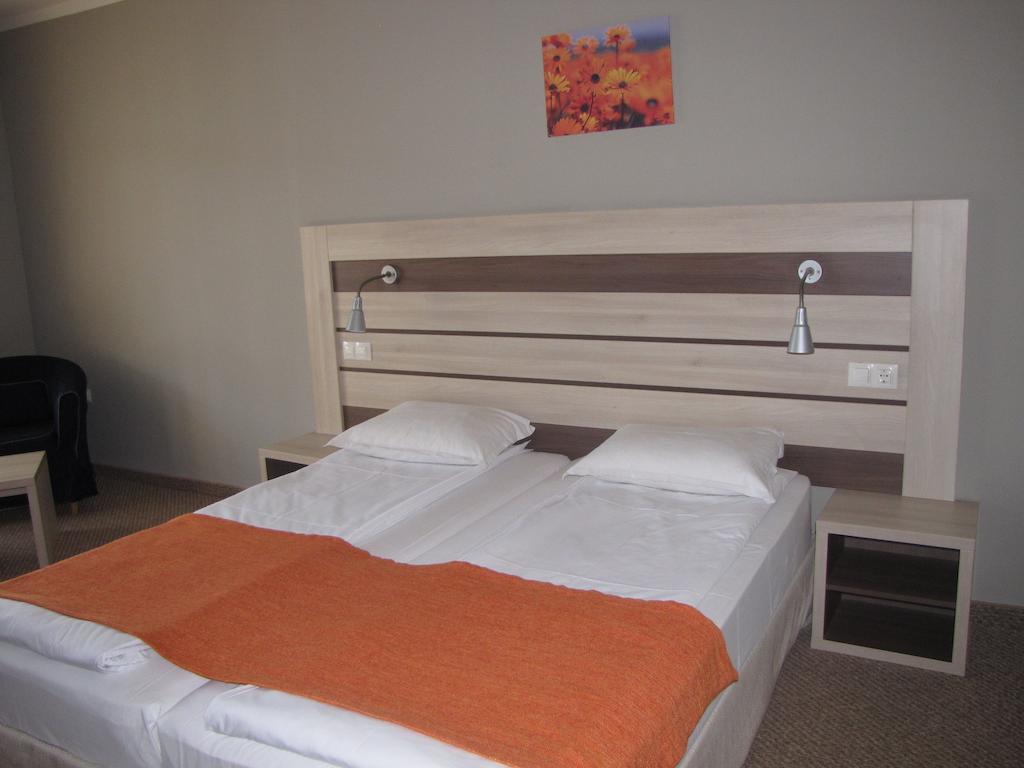 Blue Orange Beach Resort Sozopol Room photo